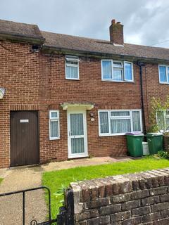 2 bedroom terraced house to rent, Charles Crescent, Folkestone CT19