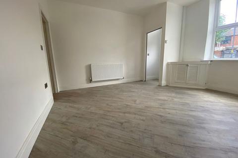 550 Oldham Road, Ashton-under-lyne, OL7 9PQ