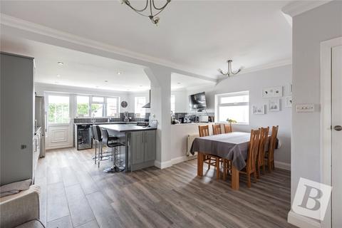 31 Clarence Avenue, Upminster, RM14 2RL