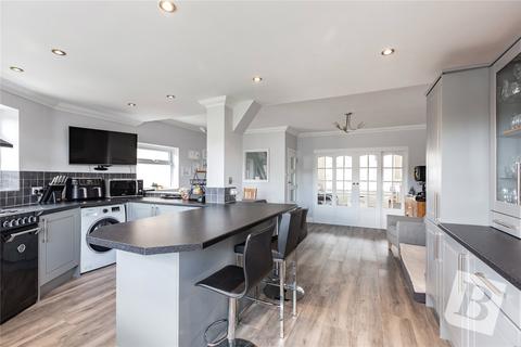 31 Clarence Avenue, Upminster, RM14 2RL