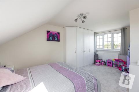 31 Clarence Avenue, Upminster, RM14 2RL