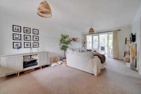 4 bedroom detached house for sale, Canberra Drive, St. Ives, Cambridgeshire, PE27