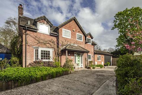 4 bedroom detached house for sale - The Hollies, Goring on Thames, RG8