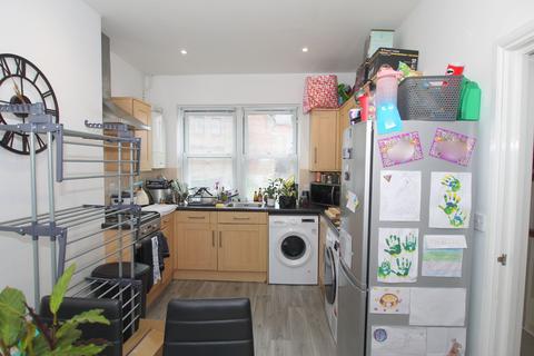 2 bedroom apartment to rent, Eardley Road, Sevenoaks, TN13