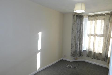 1 bedroom flat to rent, Cuxton Road, Rochester ME2