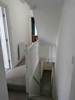 3 bedroom terraced house to rent, Dumpton Park Road, Ramsgate CT11