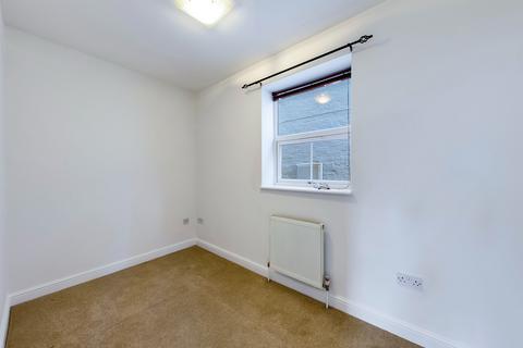 2 bedroom flat to rent, Ascot SL5