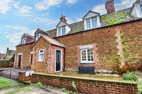 3 bedroom terraced house to rent, Lynn Road, Hillington, King's Lynn, Norfolk, PE31
