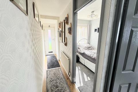 2 bedroom flat for sale, Wilton Grove, Old Swan, Liverpool