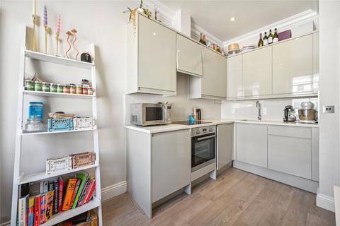 2 bedroom apartment to rent, Belgrave Road, Pimlico, London, SW1V