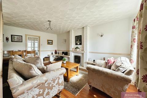 11 Aber Clwyd, Kinmel Bay, Rhyl, LL18 5BX