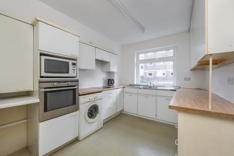 3 bedroom flat for sale, Sandringham House, Courtlands, Sheen Road, Richmond
