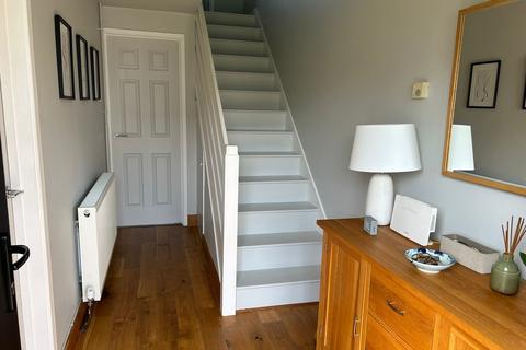 18 Cae Porth, Llangynidr, Crickhowell, NP8 1NL
