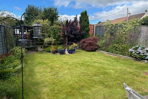 18 Cae Porth, Llangynidr, Crickhowell, NP8 1NL