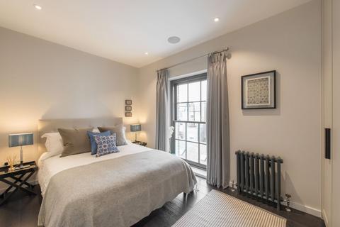 2 bedroom flat for sale, Fulham Road, Chelsea, London