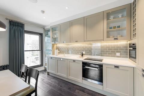 2 bedroom flat for sale, Fulham Road, Chelsea, London