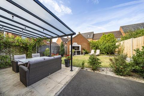 4 bedroom detached house for sale, Aylesbury,  Buckinghamshire,  HP19