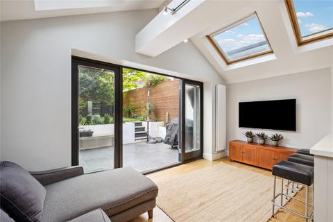 34 Ravenswood Road, London, SW12 9PJ