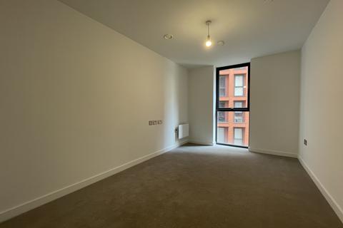 2 bedroom flat to rent, Whitworth Street, Manchester M1