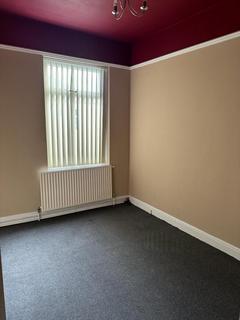 2 bedroom terraced house to rent, Taunton Street, Blackpool, FY4 3BH