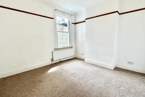 107 Edward Road, London, E17 6PA