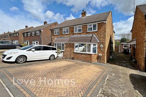 3 bedroom semi-detached house for sale, Townfield Road, Flitwick