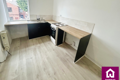 1 bedroom flat to rent, Wellington Road South, Stockport, Greater Manchester, SK2