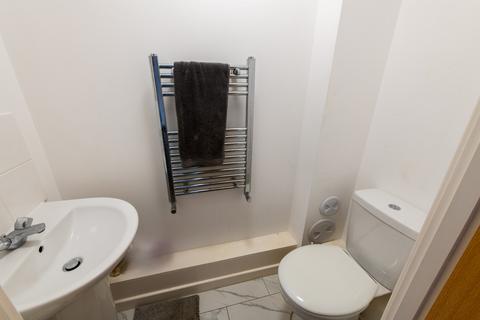 2b Wykeham Street, Strood, Rochester, ME2 3AA