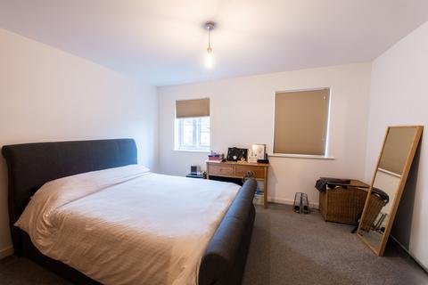 2b Wykeham Street, Strood, Rochester, ME2 3AA
