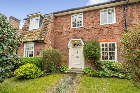 4 bedroom semi-detached house for sale, Orchards Way, Highfield, Southampton, Hampshire, SO17