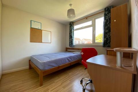 1 bedroom in a house share to rent, Bramshaw Road