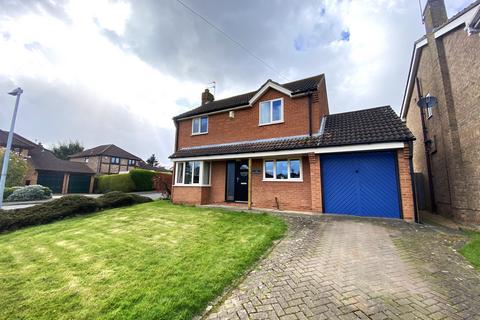 4 bedroom detached house for sale, Pinewood Drive, Gonerby Hill Foot, Grantham, NG31