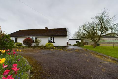 3 bedroom detached bungalow to rent, Manor Farm, Elmstone Hardwick, Cheltenham, GL51