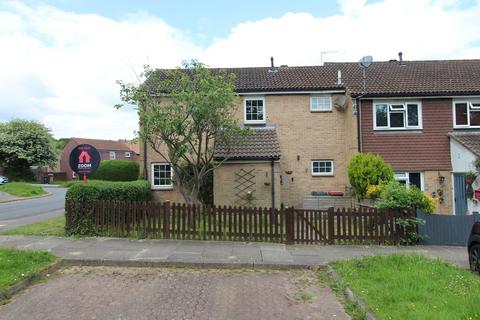 3 bedroom end of terrace house for sale, Bowness Close, Ifield, Crawley, West Sussex. RH11 0SN