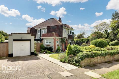 3 bedroom detached house for sale, Albany Gardens East, Clacton-On-Sea