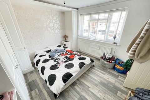 3 bedroom terraced house for sale, Tasmania Road, Brockley Whinns, South Shields, Tyne and Wear, NE34 9DX