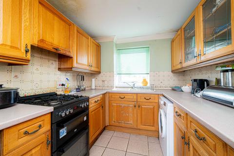 32 Cross Stile, Ashford, TN23 5EH