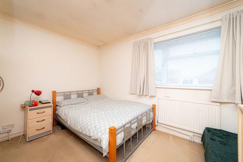 32 Cross Stile, Ashford, TN23 5EH