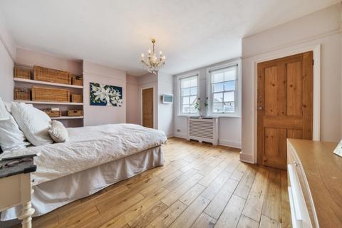 2 bedroom flat to rent, Kingston Road London SW19