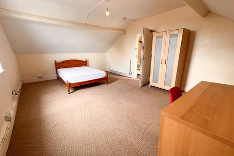 5 bedroom maisonette to rent, Staple Hill, Bristol BS16