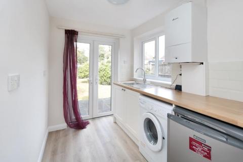 undefined, Fullers Way South, Chessington KT9