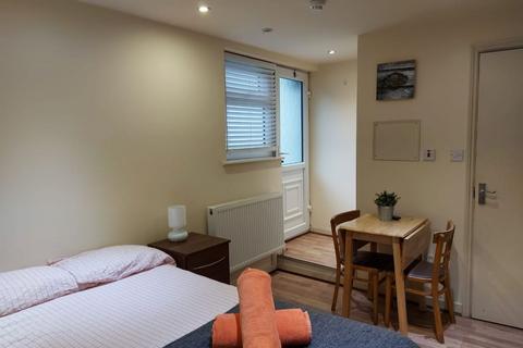 1 bedroom property to rent, Ashmore Road, London, W9 3DD