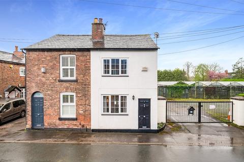 2 bedroom semi-detached house for sale, Ridgeway Road, Timperley, Cheshire, WA15