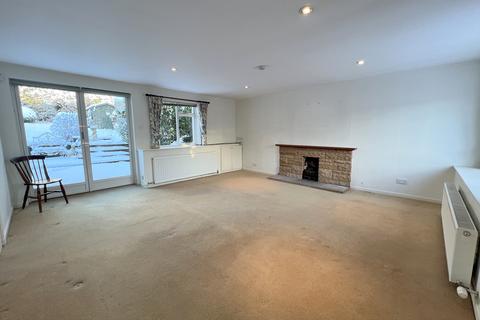 Smiddy Cottage, 2 Burn Place, Munlochy, IV8 8NJ
