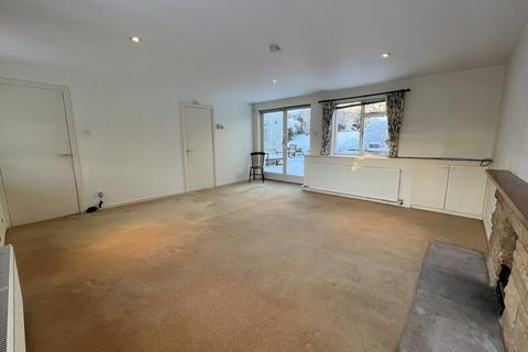 Smiddy Cottage, 2 Burn Place, Munlochy, IV8 8NJ