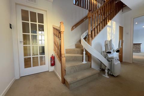 Smiddy Cottage, 2 Burn Place, Munlochy, IV8 8NJ