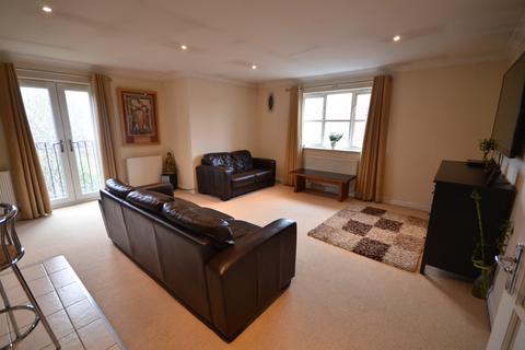 3 bedroom apartment for sale, Darwin Close, Medbourne MK5