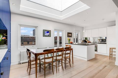 3 bedroom apartment for sale, Priory Road, South Hampstead