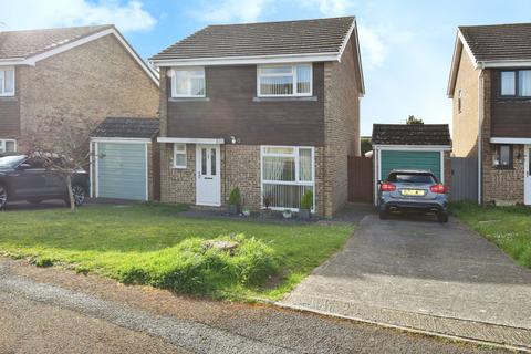 3 bedroom detached house for sale, Purvis Close, Amesbury, SP4 7QL