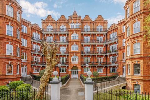 2 bedroom apartment for sale, Queen's Club Gardens, London, Greater London, W14